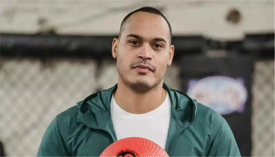 7 WAYS TO MAKE WOMEN CHASE YOU EASILY